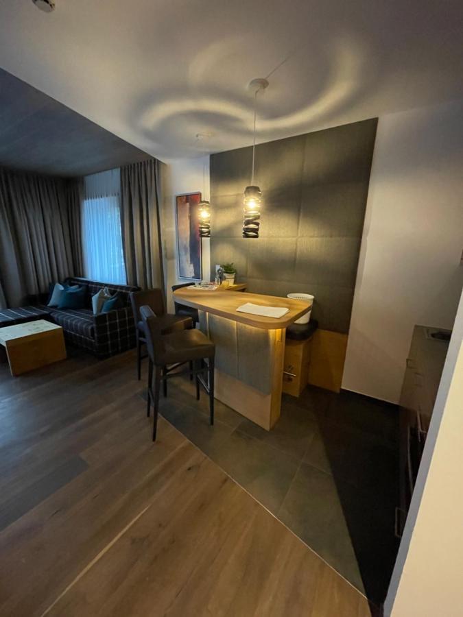 Haus Alt St. Anton Apartment Sankt Anton am Arlberg Ngoại thất bức ảnh